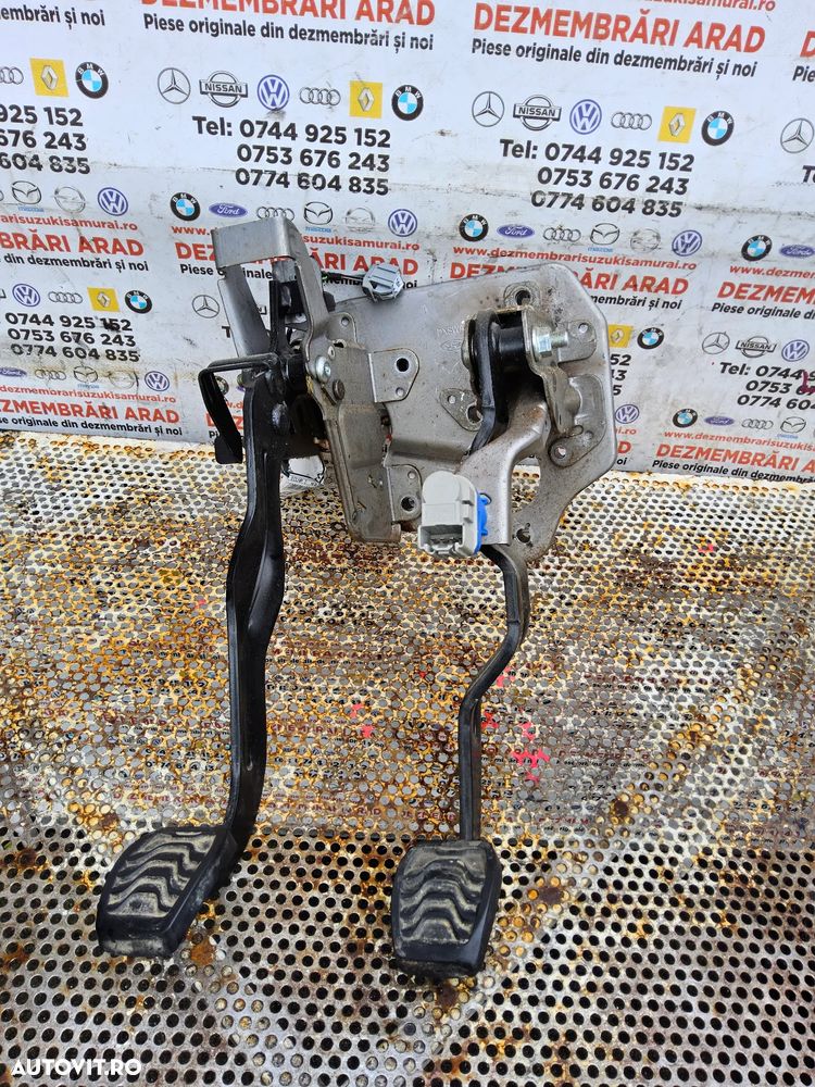 Pedalier Ford Trasnsit Custom 2012-2022 pedala ambbraiaj frana cu suport dezmembrez - 2