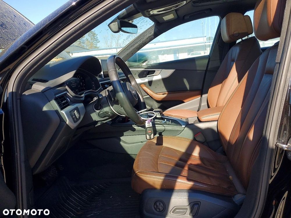 Audi A4 Limousine - 10