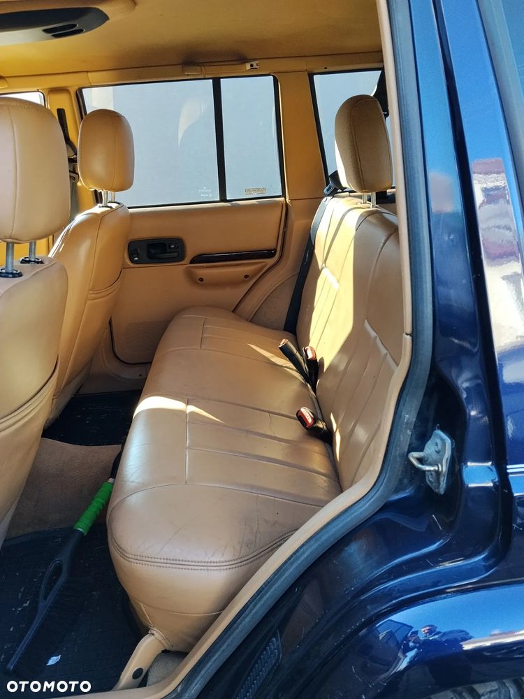 Jeep Cherokee 4.0 Limited - 9