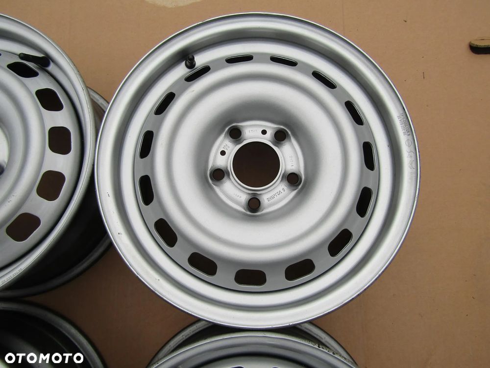 4x Felgi 15 Opel Combo E Peugeot 308 II Rifter Citroen Partner III 6,5 j 5x108 ET42 - 7