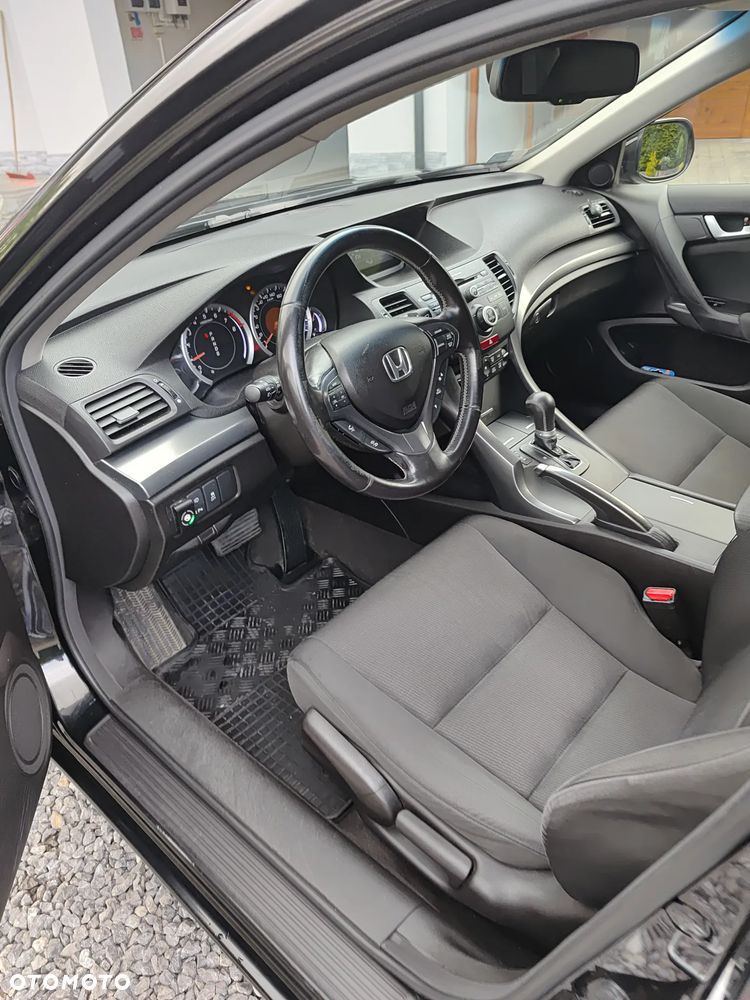 Honda Accord 2.0 Lifestyle - 13