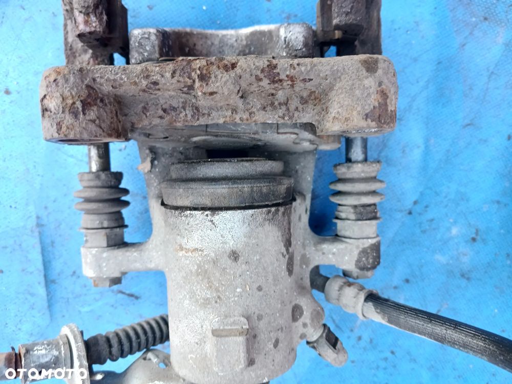 Zacisk tył Opel Zafira B Meriva B Astra H prawy lewy TRW Tarcze - 5