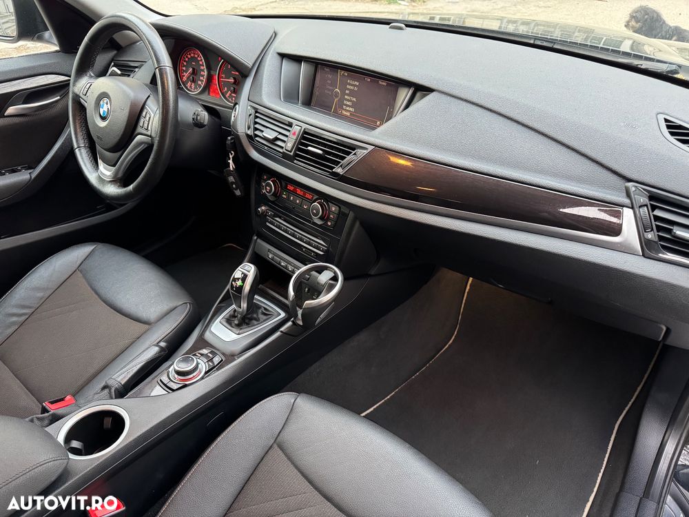 BMW X1 xDrive25d Aut. Sport Line - 8