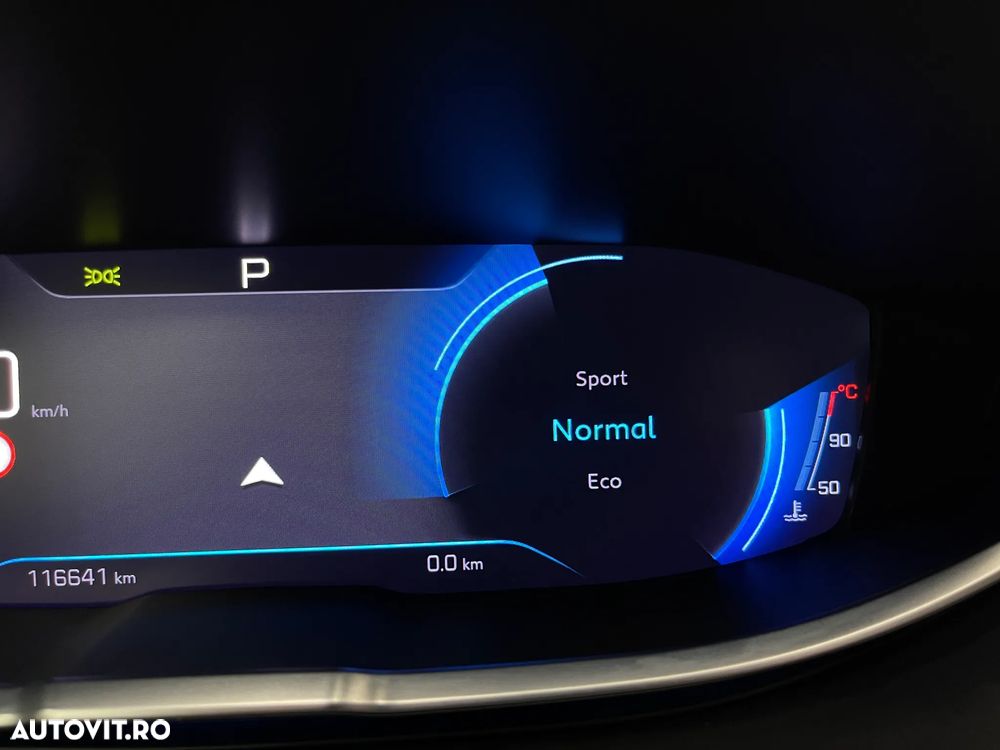 Peugeot 5008 1.5L BlueHDI EAT8 S&S Allure Pack - 32