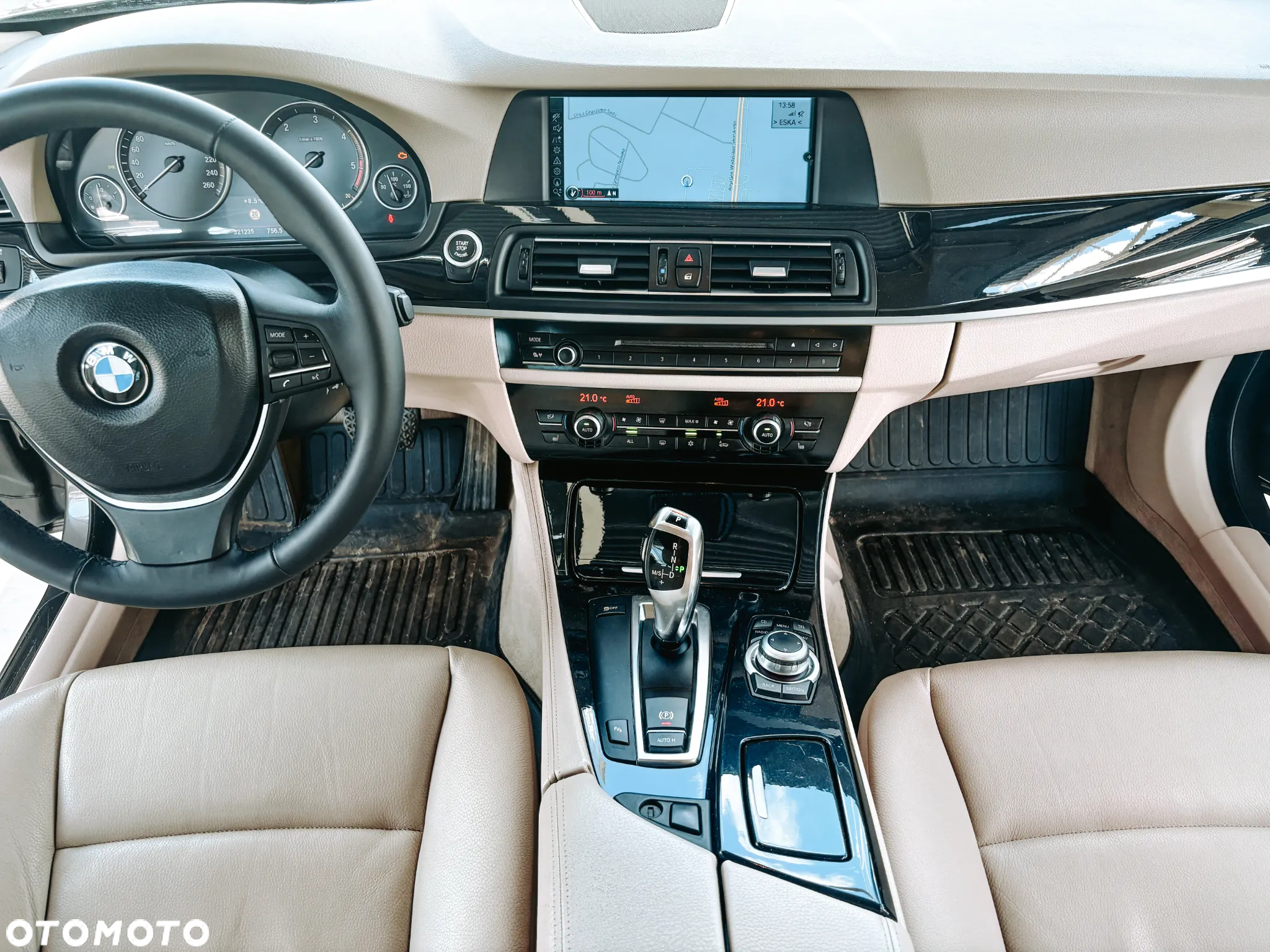 BMW Seria 5 520d Touring - 10