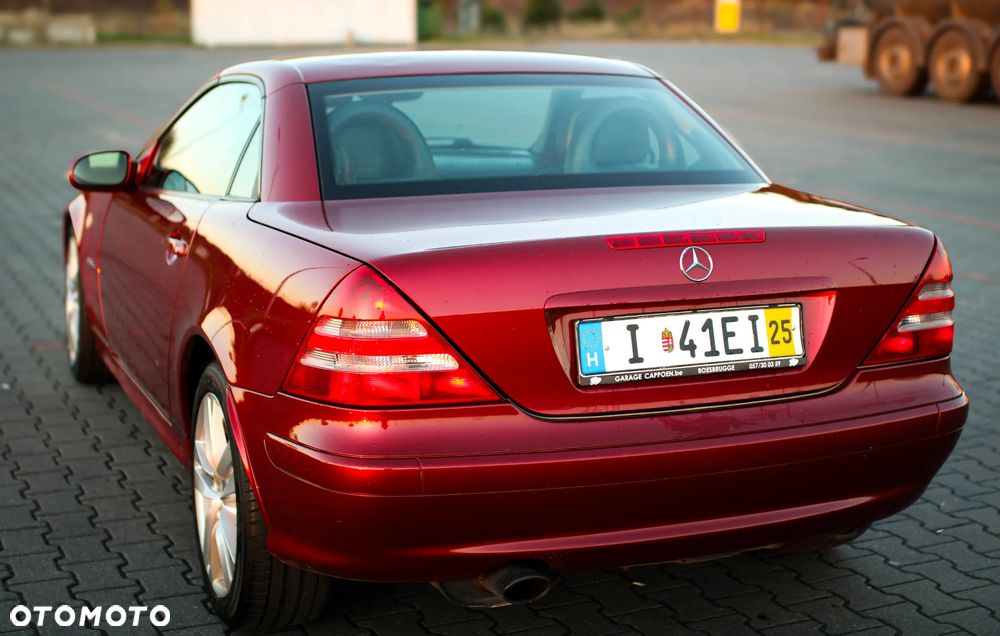Mercedes-Benz SLK - 24