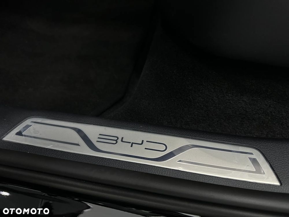 BYD Seal U 71.8kWh Comfort - 8