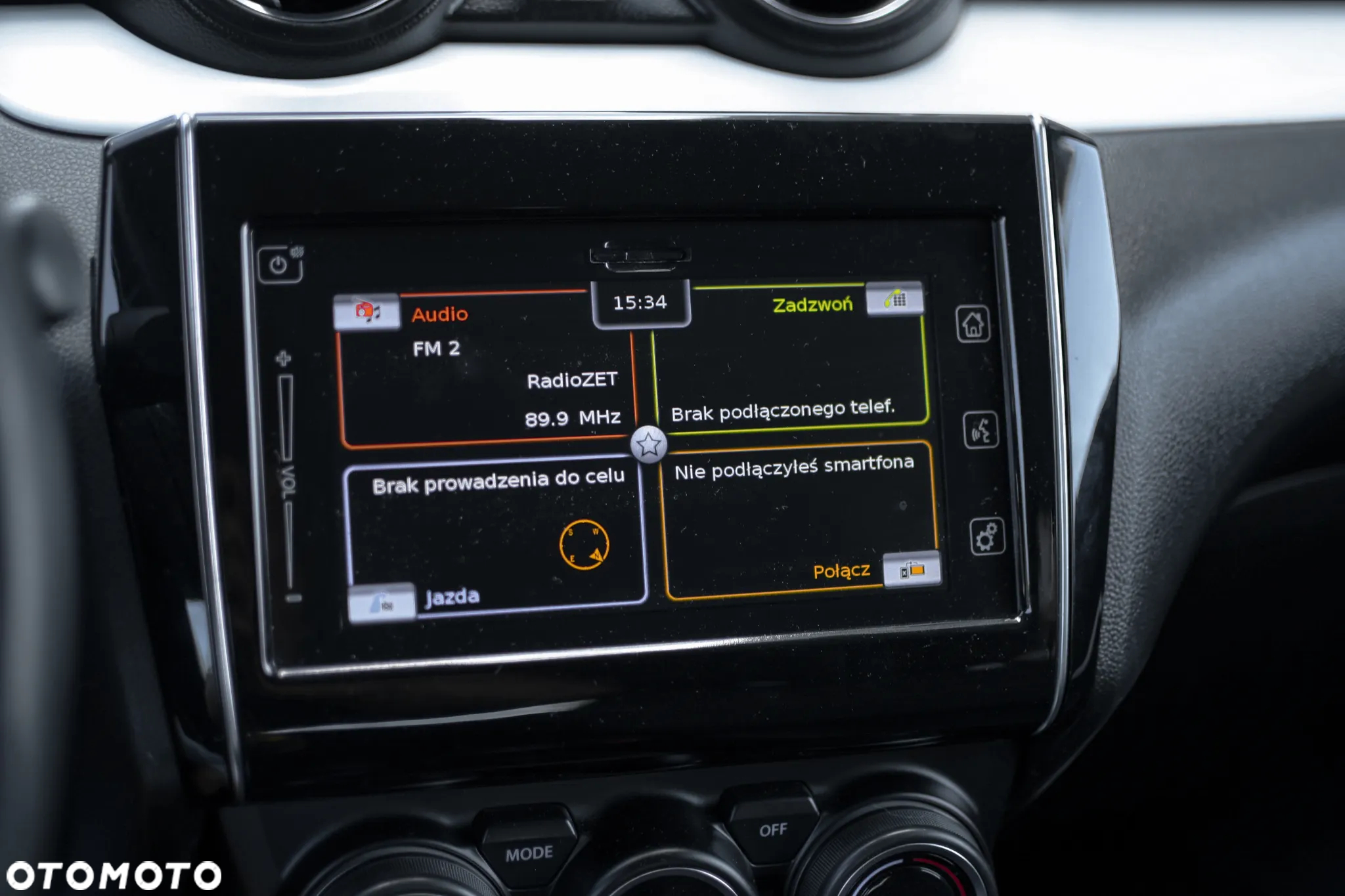Suzuki Swift 1.2 SHVS Premium Plus - 14
