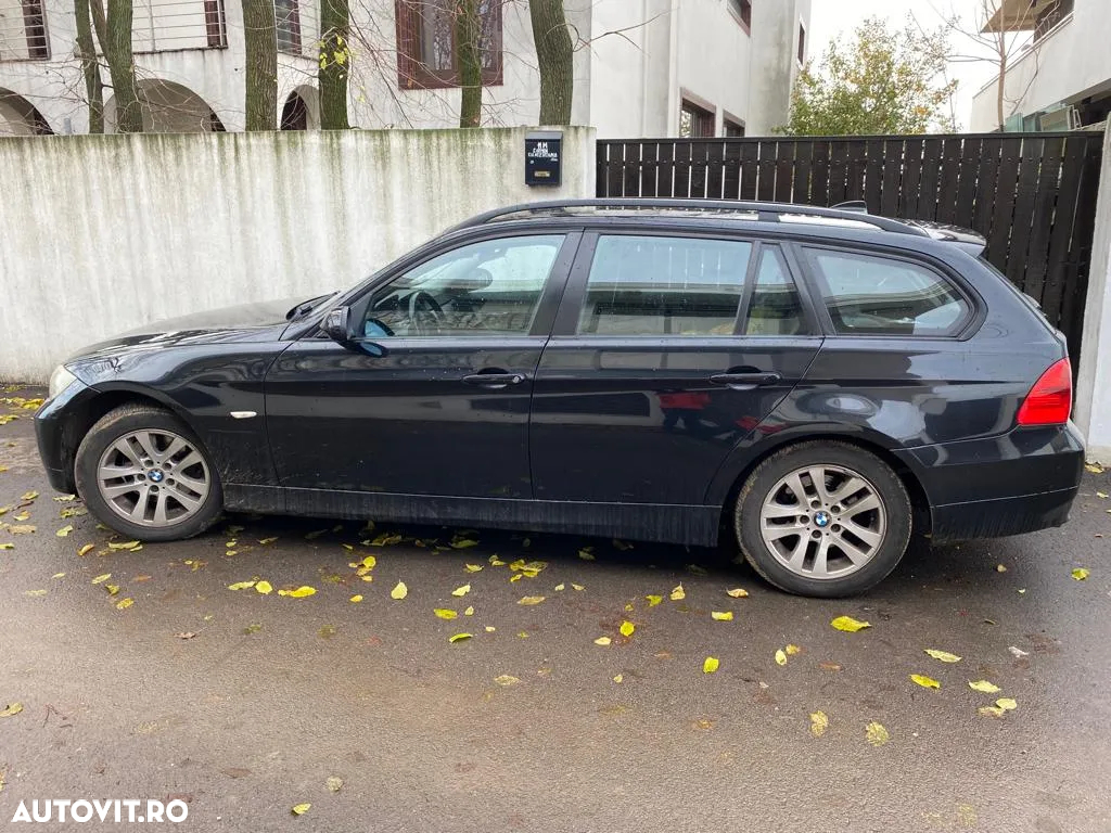 BMW Seria 3 318d DPF Touring - 3