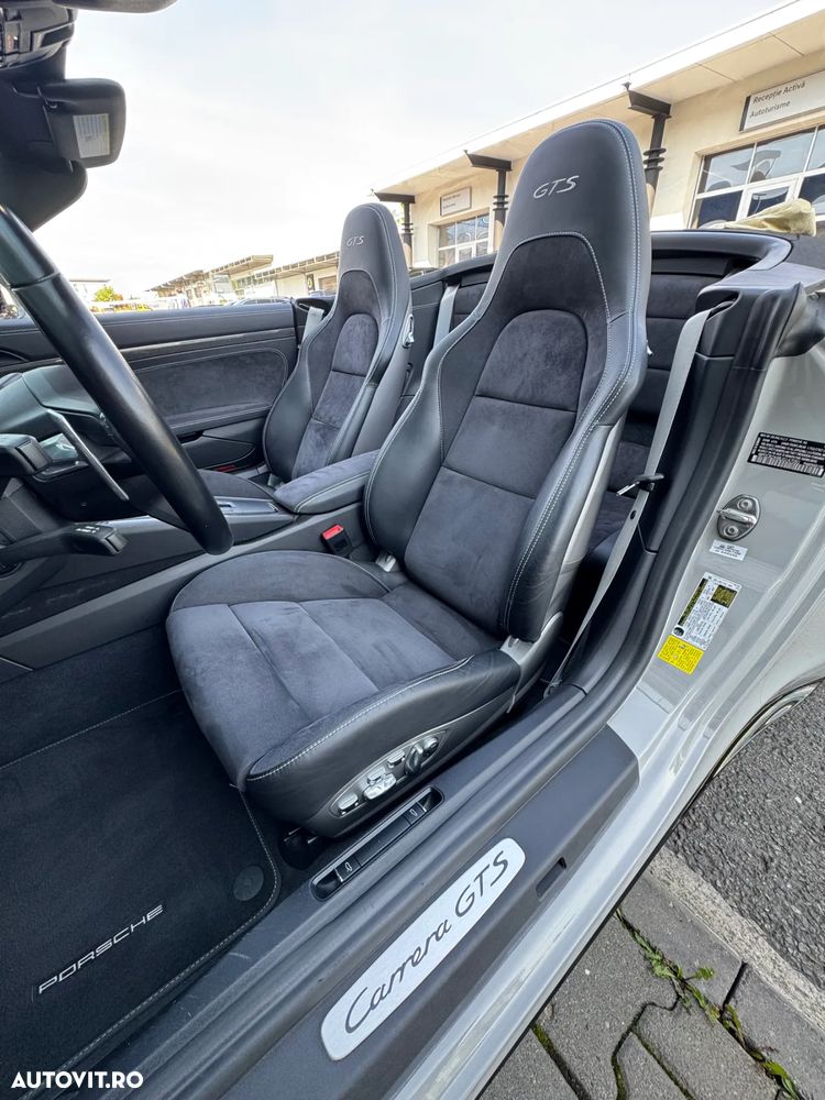 Porsche 911 Carrera GTS Cabriolet PDK - 6
