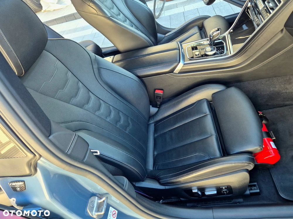 BMW Seria 8 840i - 16