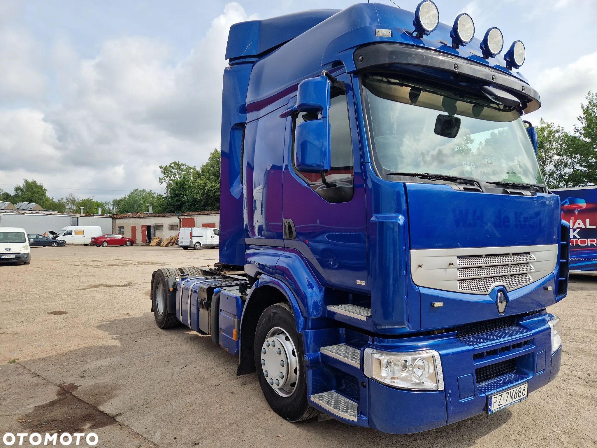 Renault 370DXI - 1