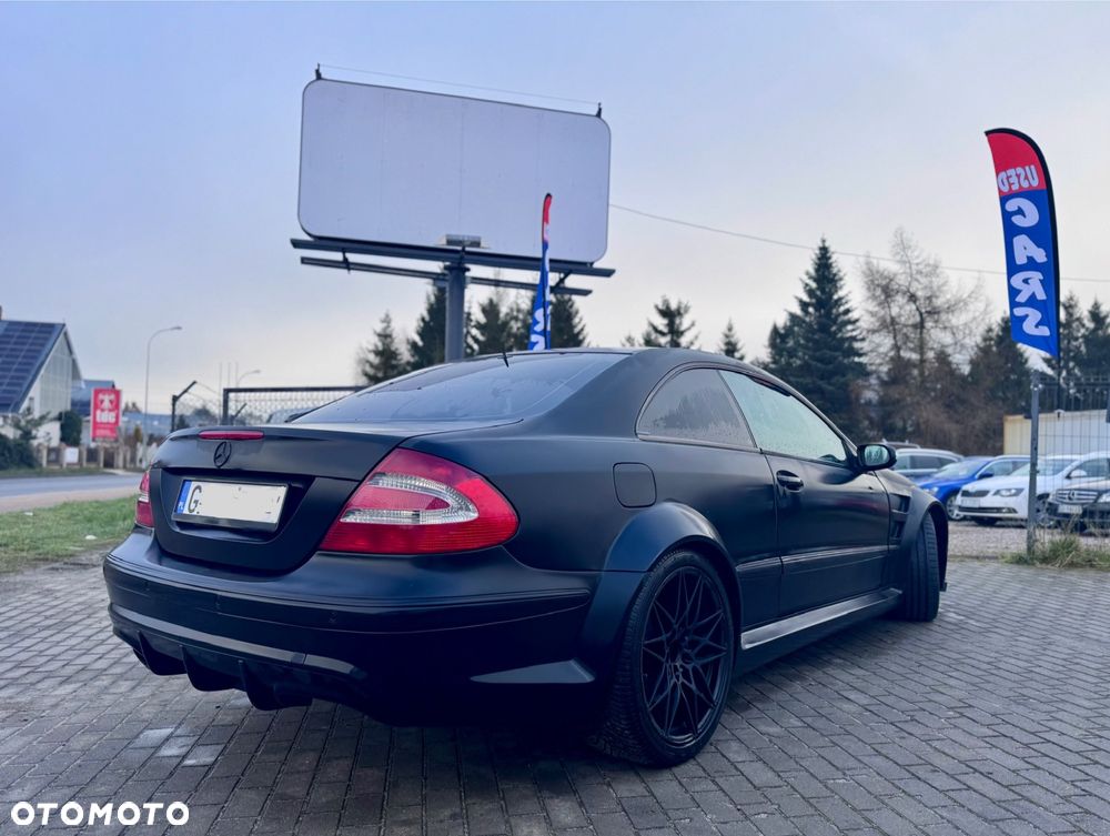 Mercedes-Benz CLK - 9
