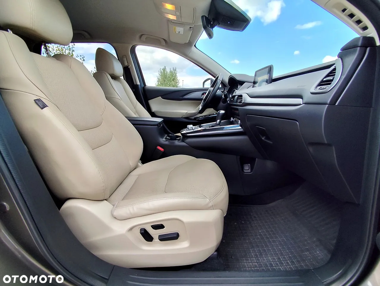Mazda CX-9 - 10