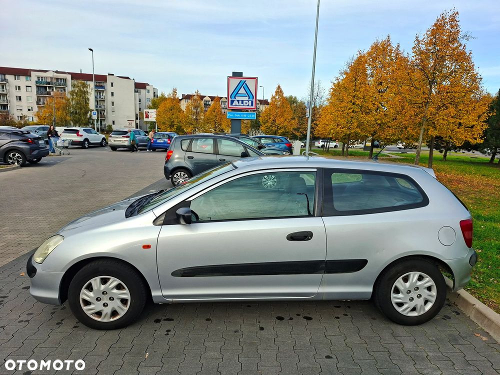 Honda Civic 1.4i S - 3