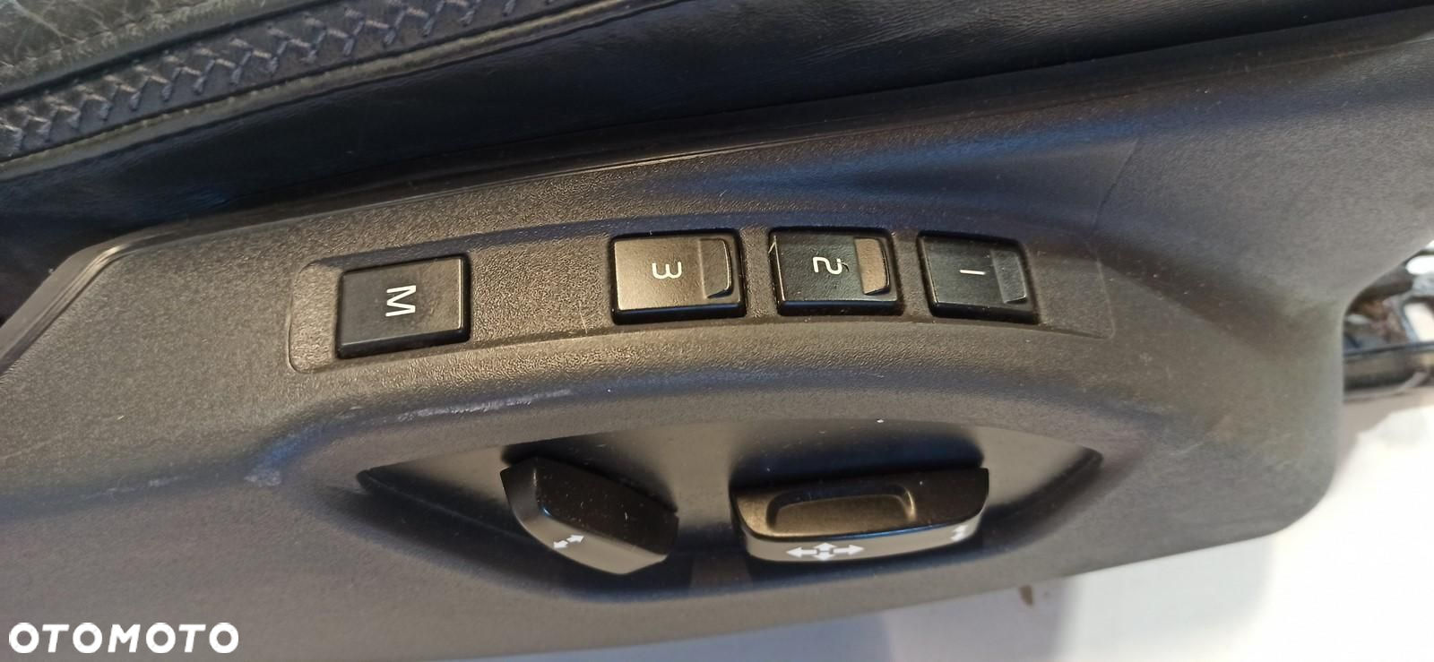 VOLVO V70 XC70 II FOTELE KANAPA 2010 - 14