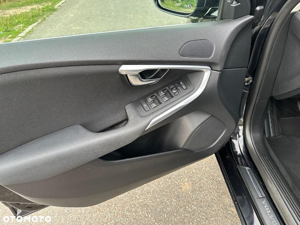 Volvo V40 D2 You - 15