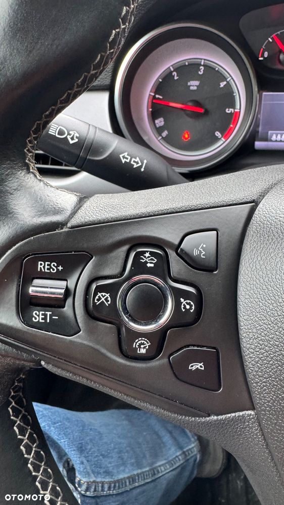 Opel Astra 1.6 D (CDTI) Start/Stop Edition - 34