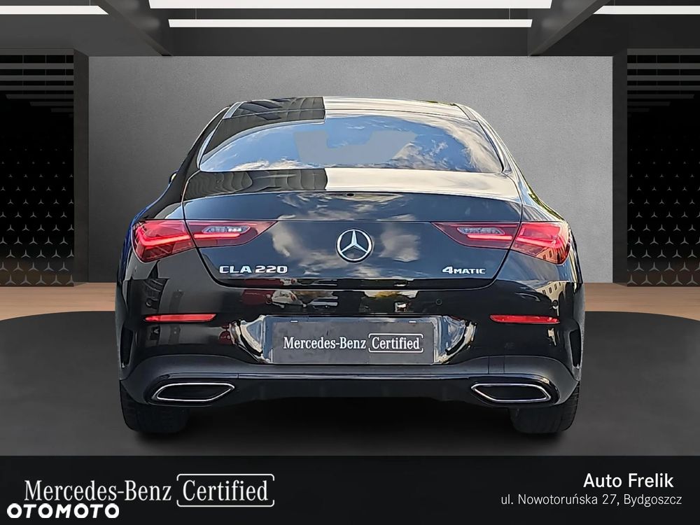 Mercedes-Benz CLA 220 4-Matic AMG Line 7G-DCT - 4
