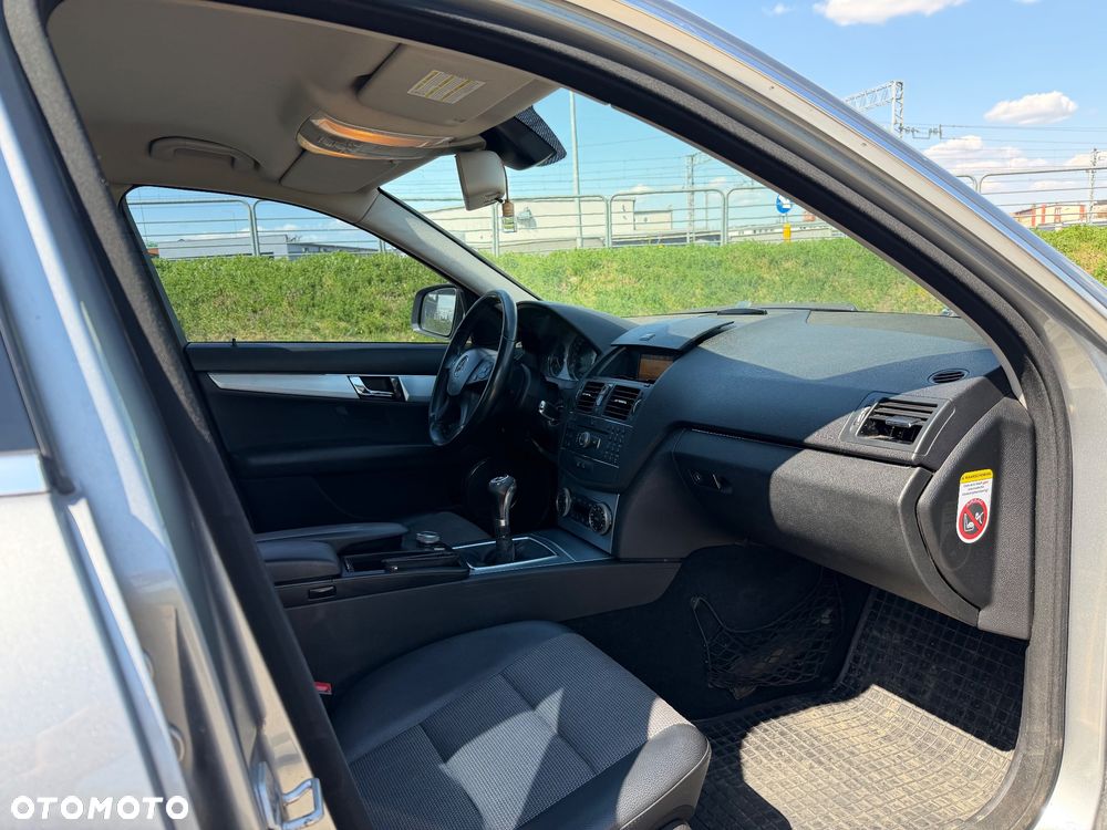 Mercedes-Benz Klasa C 200 CDI Avantgarde - 14