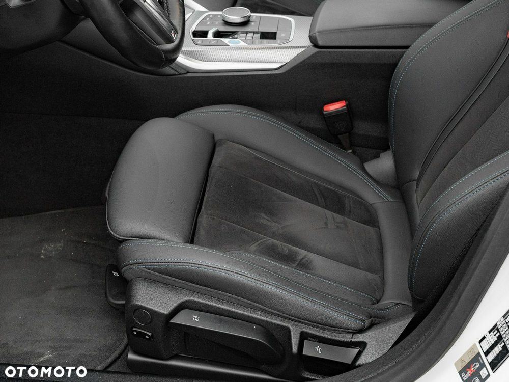 BMW i4 80.7kWh eDrive 40 M Sport - 14