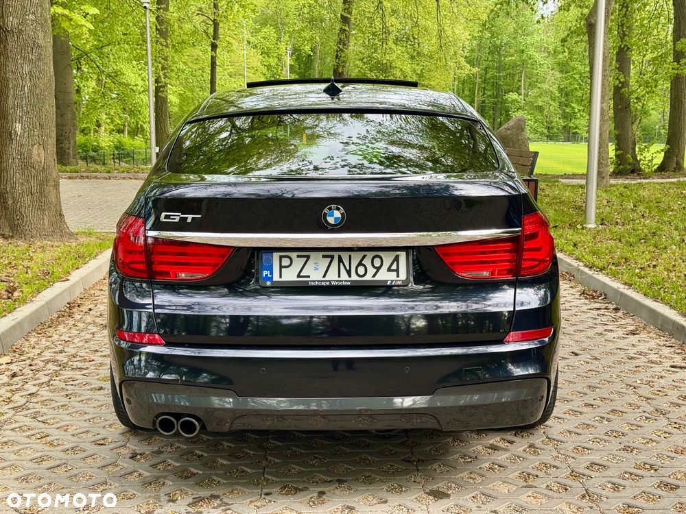 BMW 5GT - 5