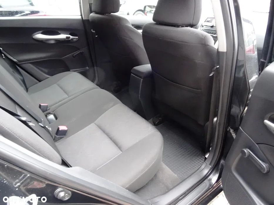 Toyota Auris 1.33 VVT-i Active - 11