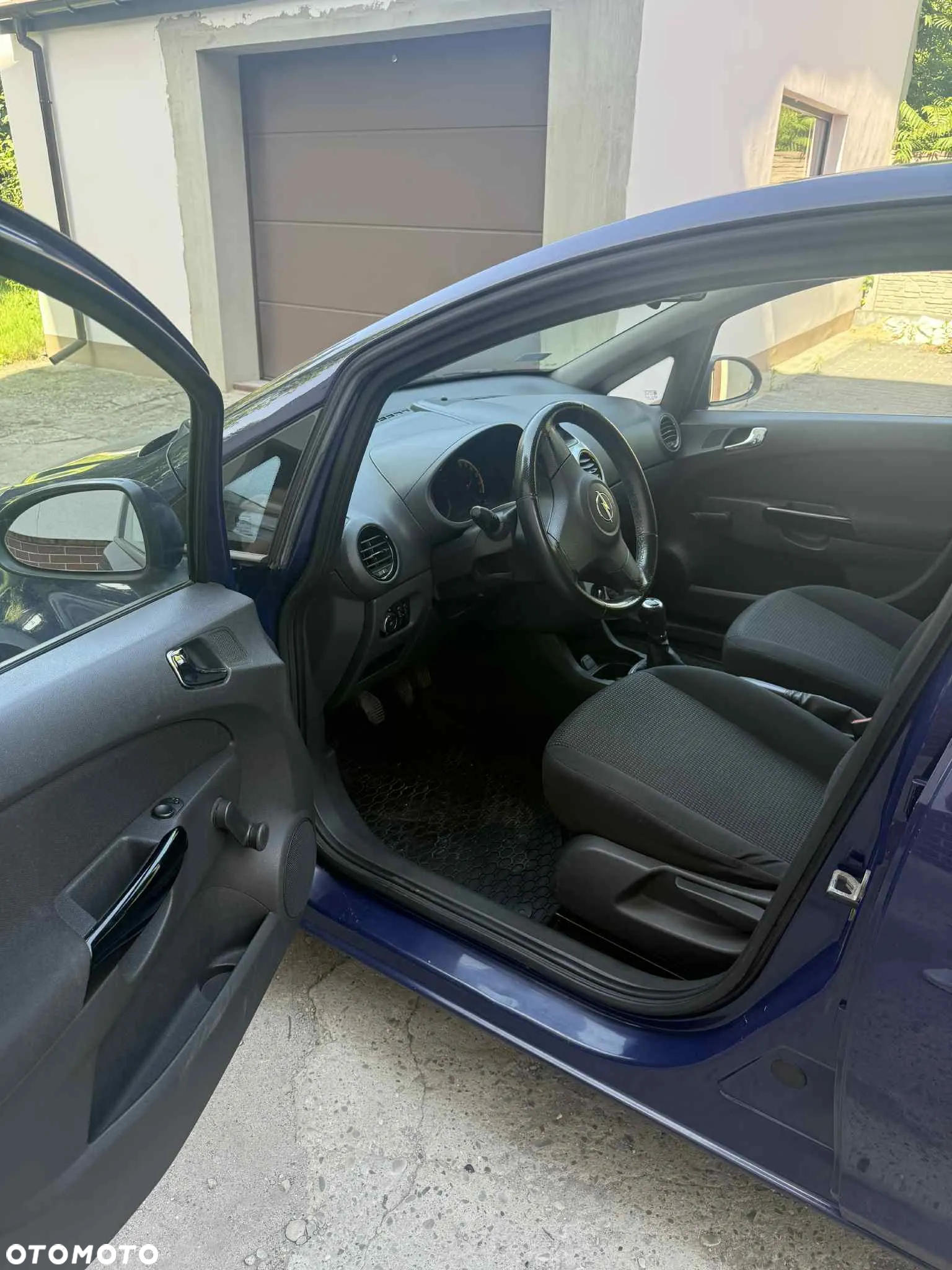 Opel Corsa - 10