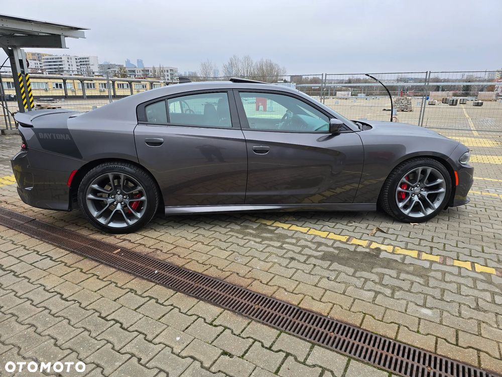 Dodge Charger 5.7 R/T Daytona - 10
