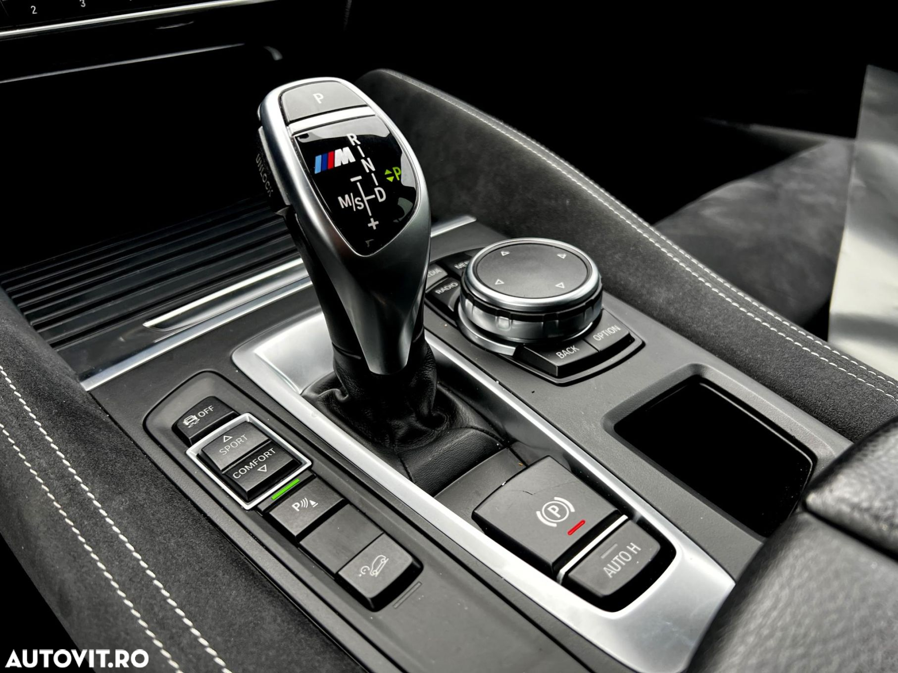 BMW X6 xDrive40d - 11