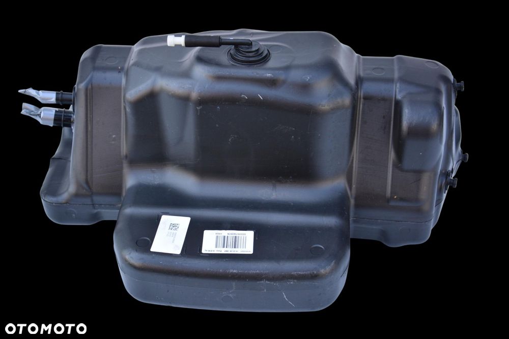 5803236615 ; 5802823933 Iveco Daily 2022 zbiornik AdBlue - 1