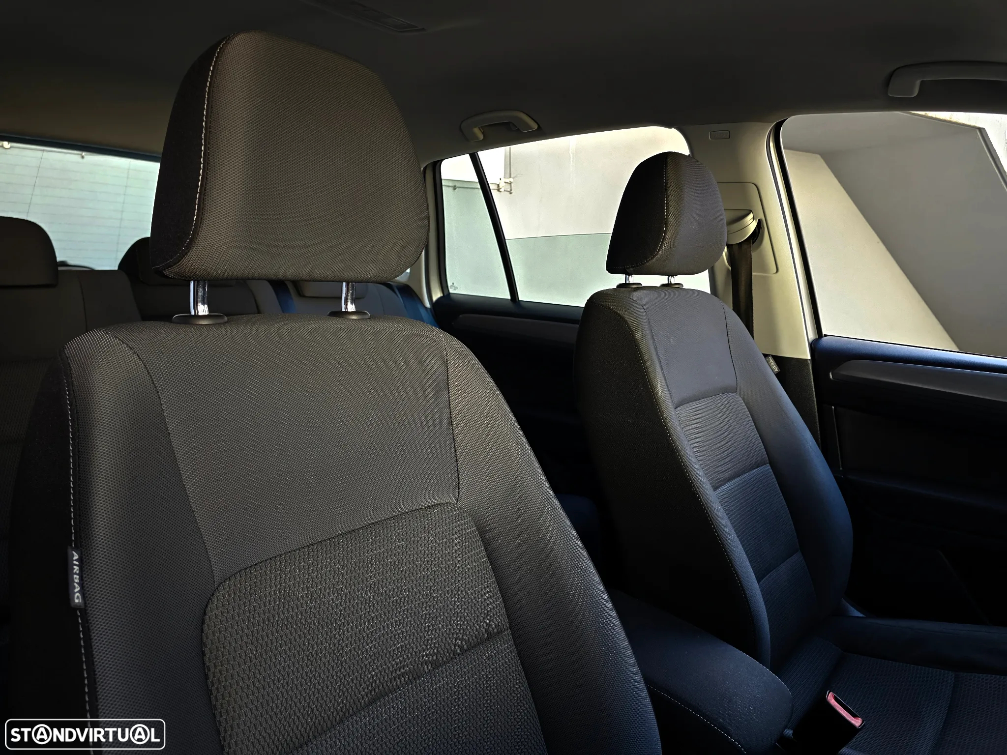 VW Golf 1.6 TDI Highline - 51
