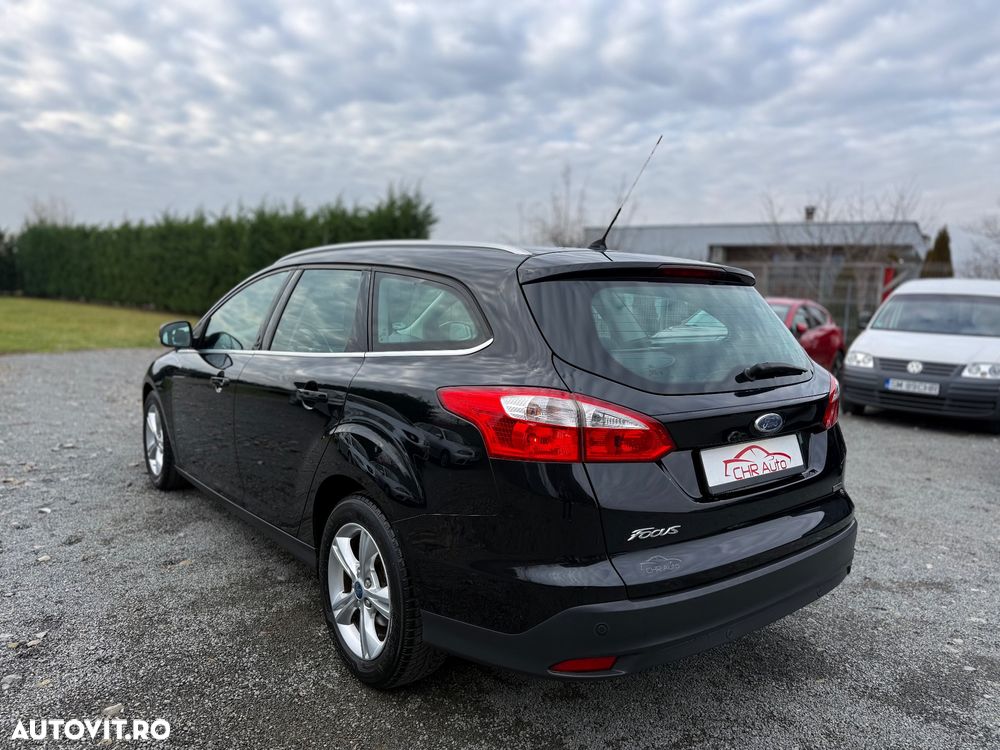 Ford Focus 1.6 TDCi DPF Champions Edition - 3