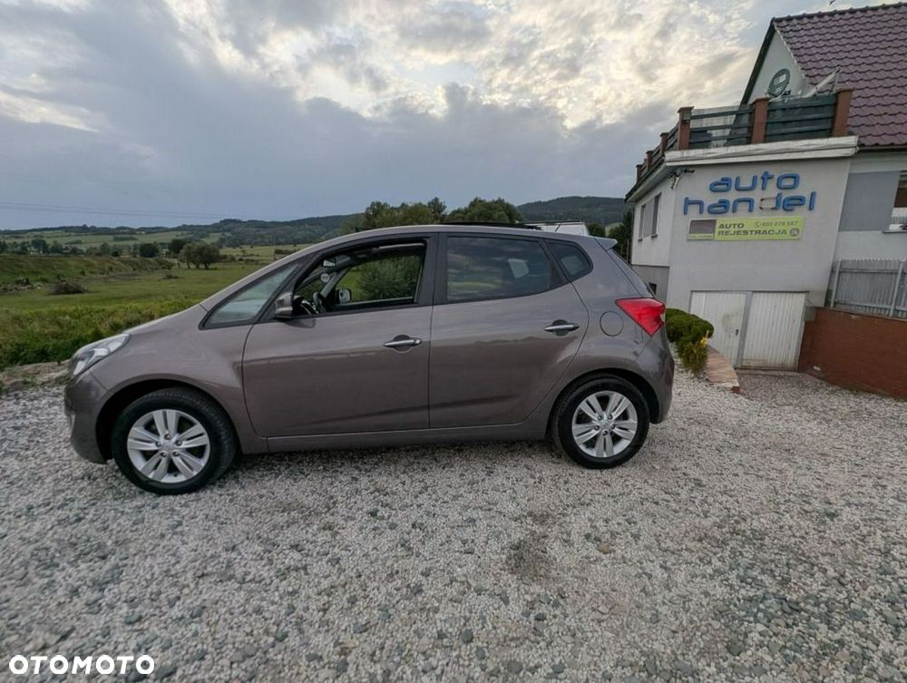 Hyundai ix20 - 10