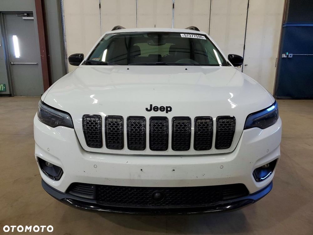 Jeep Cherokee - 6