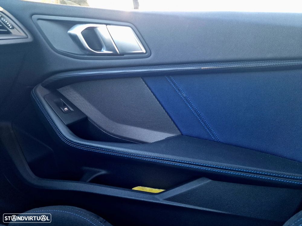 BMW M135i xDrive - 24