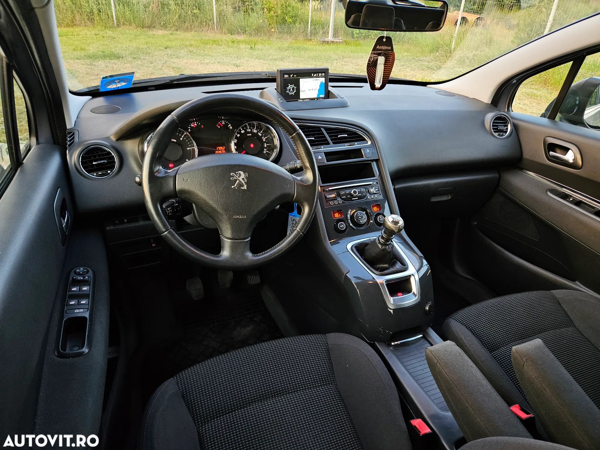 Peugeot 5008 BlueHDI 150 Active - 6