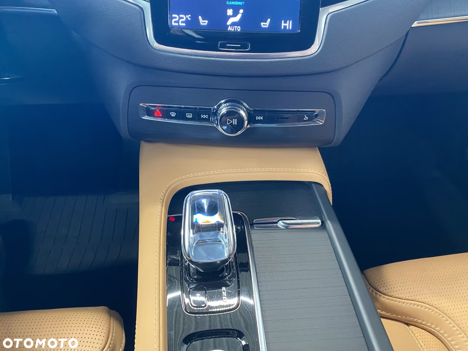 Volvo XC 90 B5 D AWD Ultimate Bright - 8