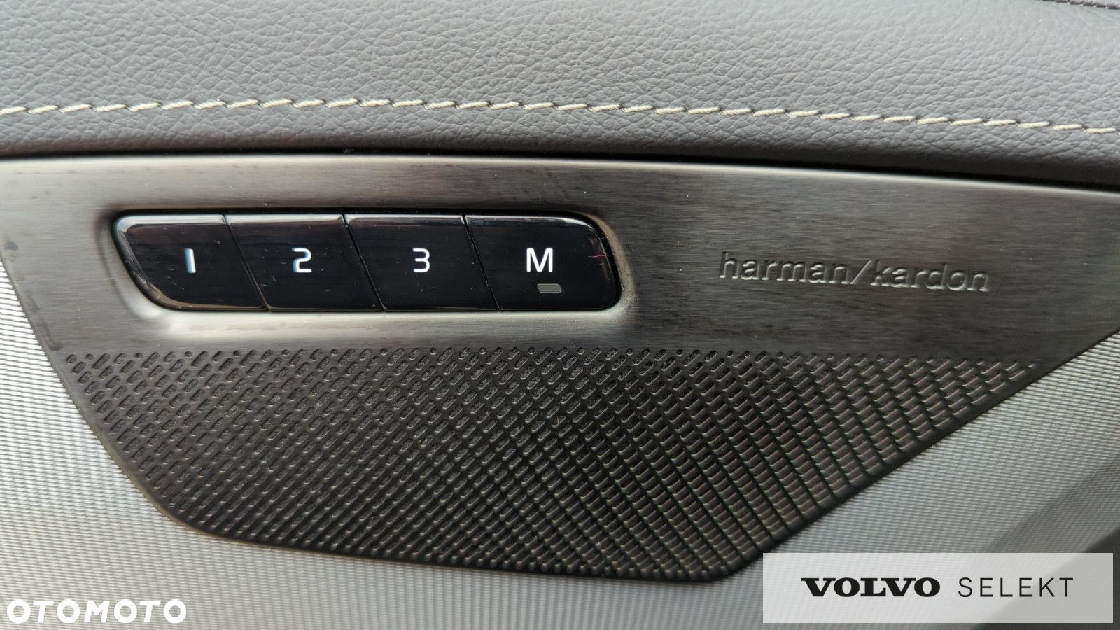 Volvo XC 90 - 21