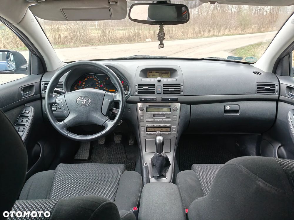 Toyota Avensis 2.0 D-4D Travel - 7
