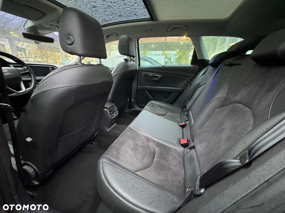 Seat Leon 2.0 TDI Xcellence S&S DSG - 11