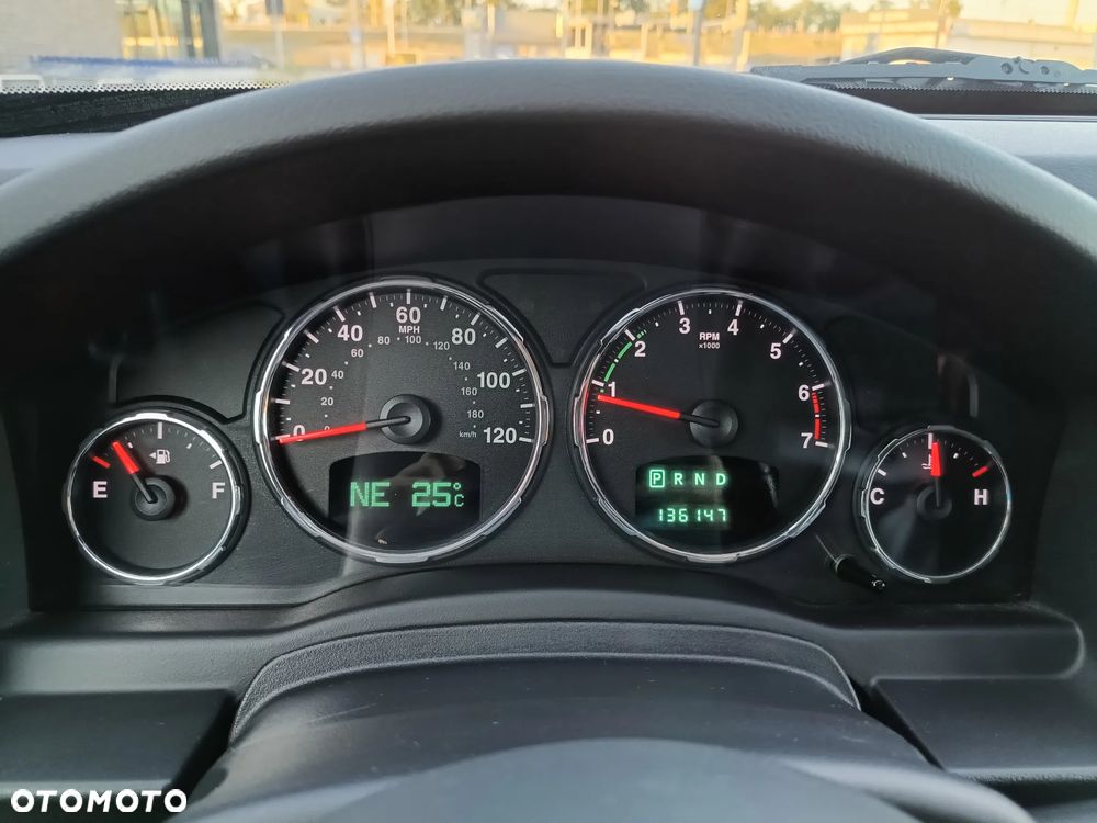 Jeep Liberty - 17