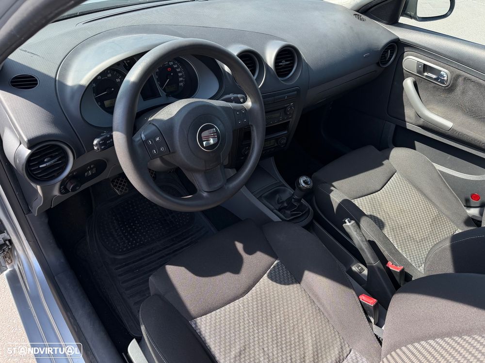 SEAT Ibiza 1.2 12V Reference - 5