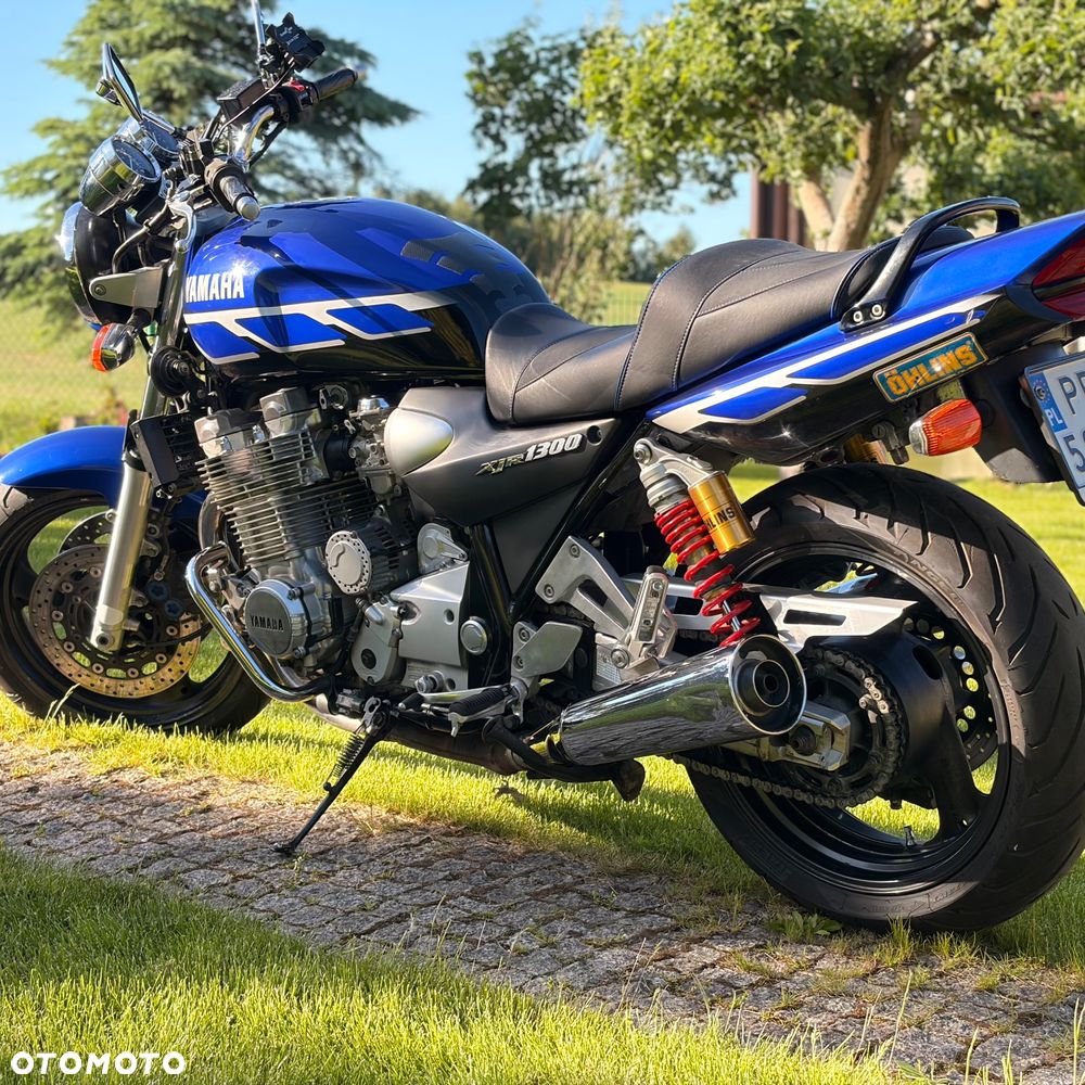 Yamaha XJR - 1