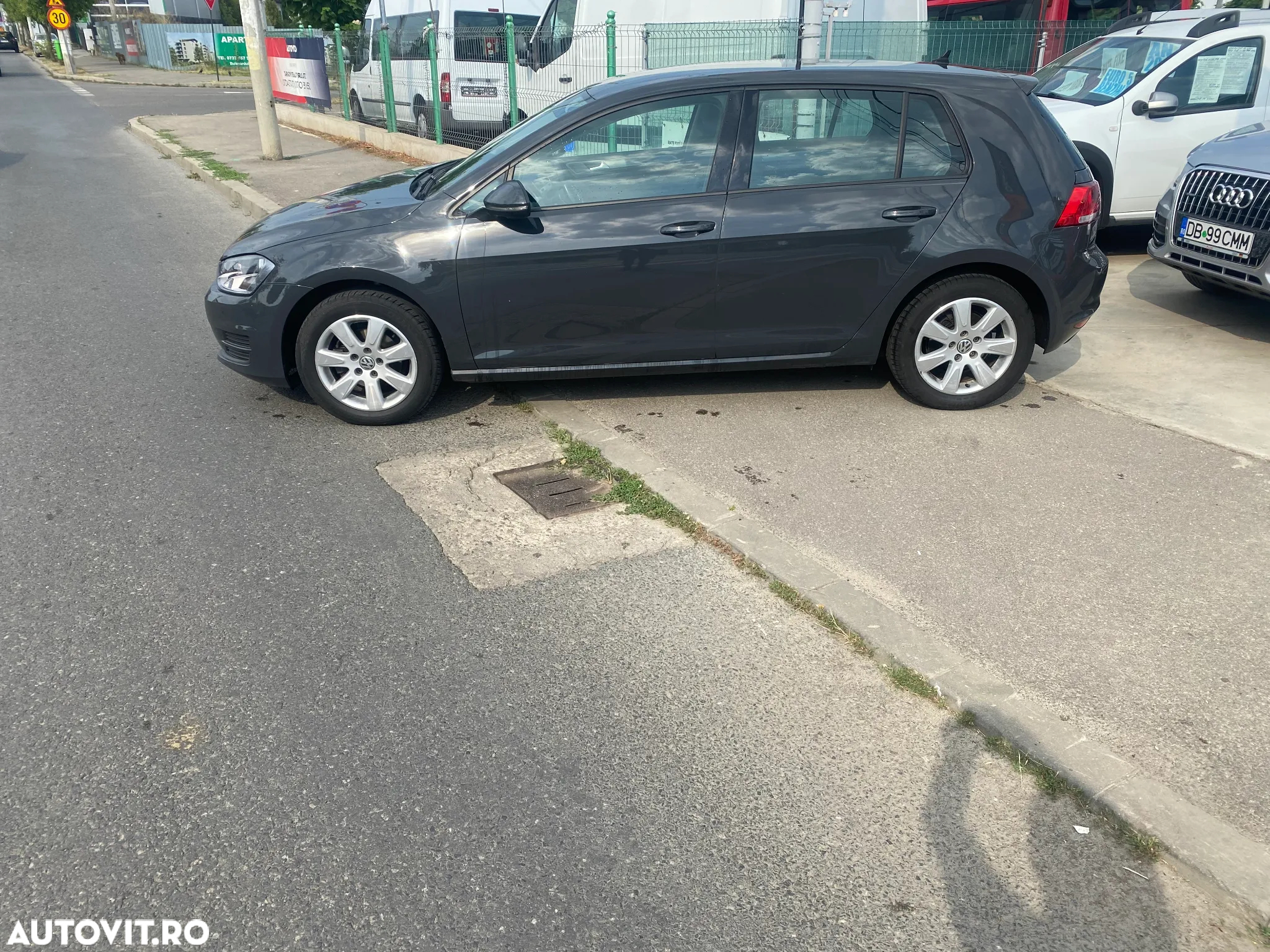 Volkswagen Golf 1.2 TSI BlueMotion Technology Comfortline - 3