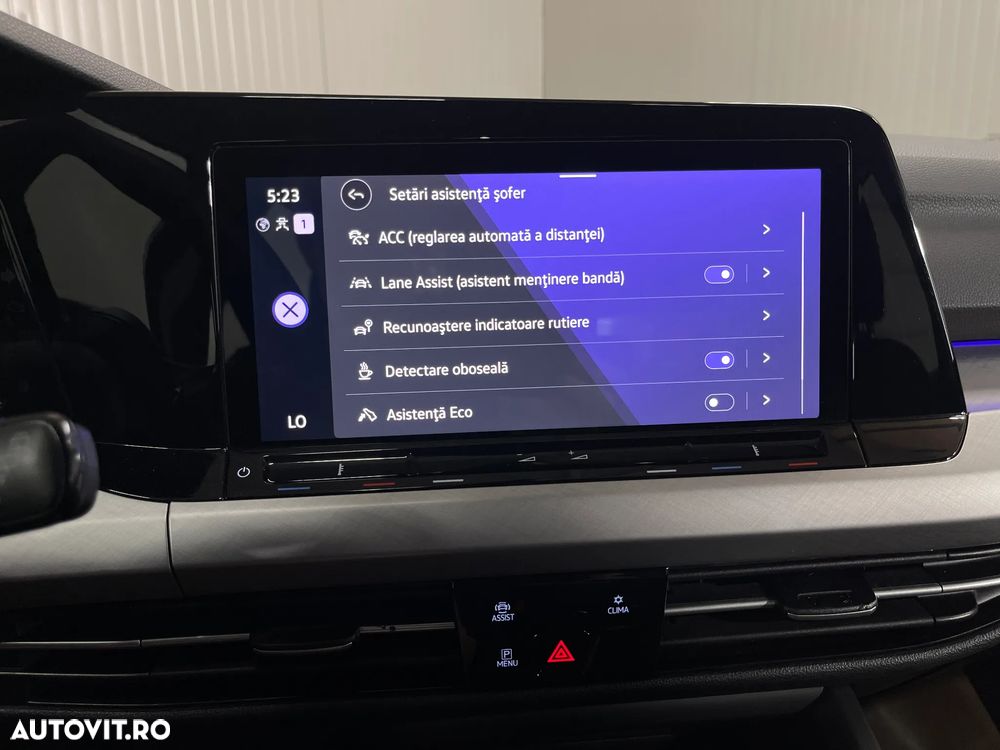 Volkswagen Golf 1.0 eTSI DSG MHEV Life - 20