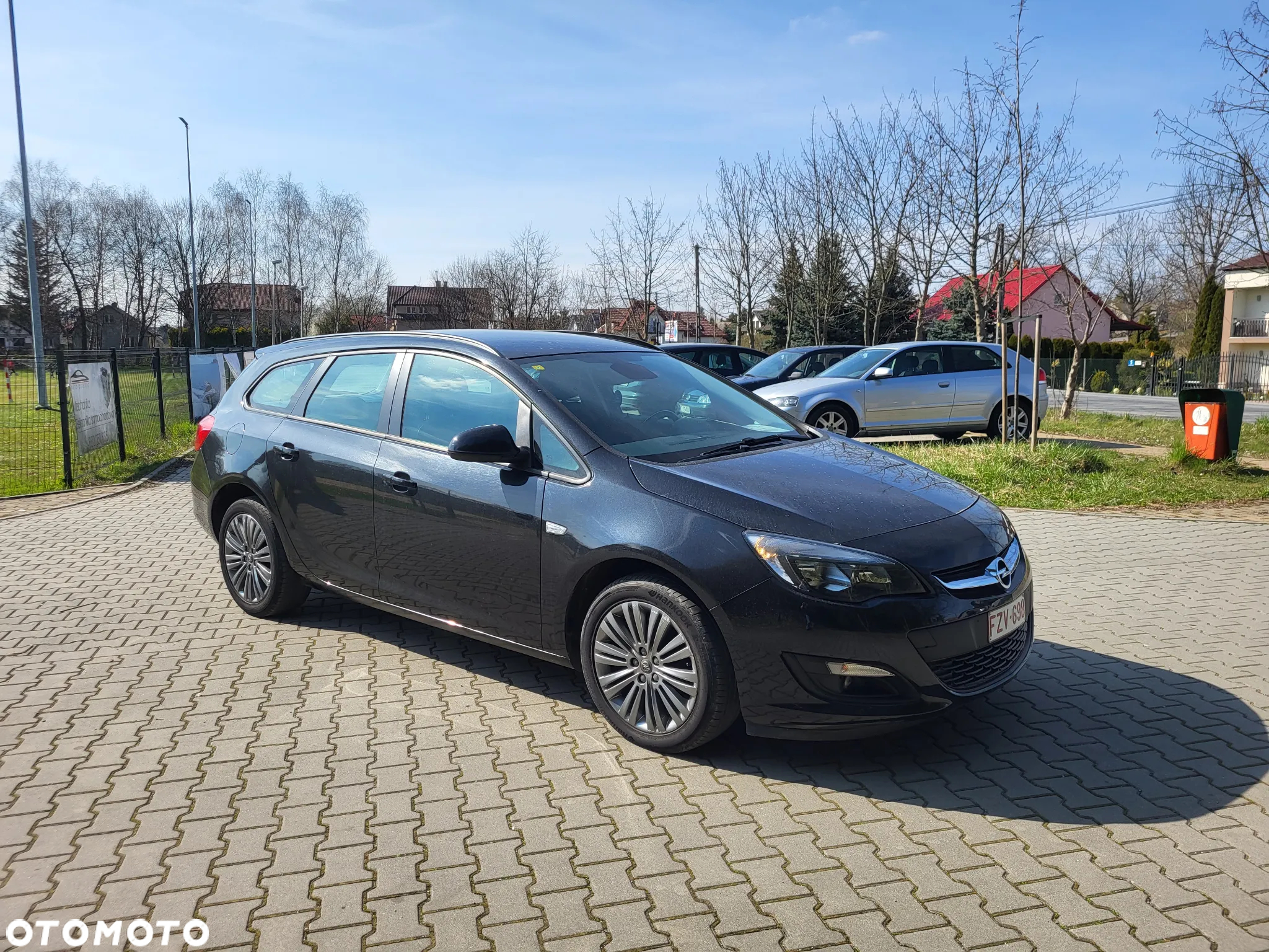 Opel Astra IV 1.4 T Cosmo - 8