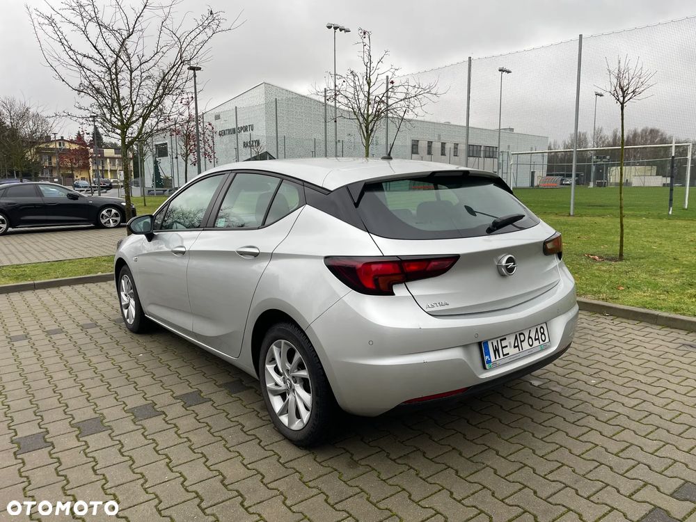 Opel Astra 1.2 T Business Edition S&S - 3