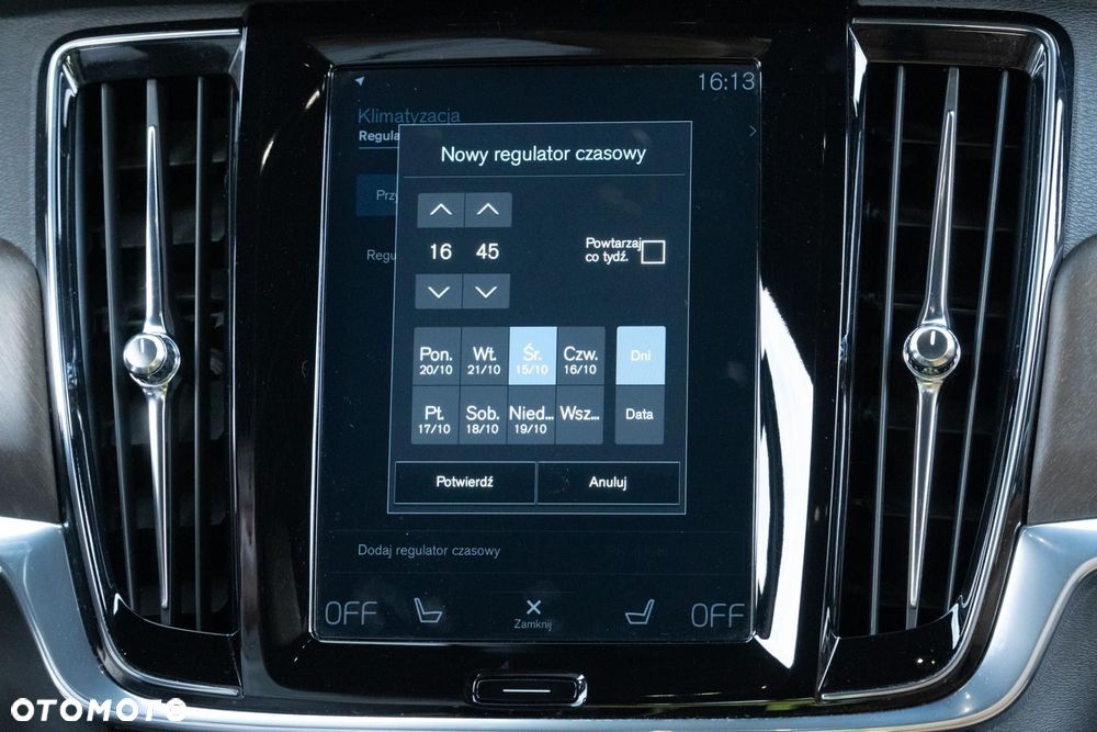 Volvo V90 Cross Country - 29