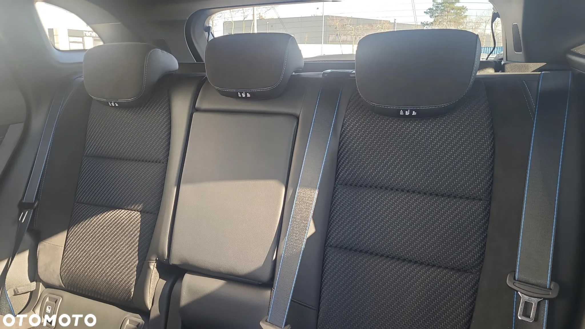 Renault Austral 1.2 E-Tech Full Hybrid 200 Iconic esprit Alpine MMT - 15